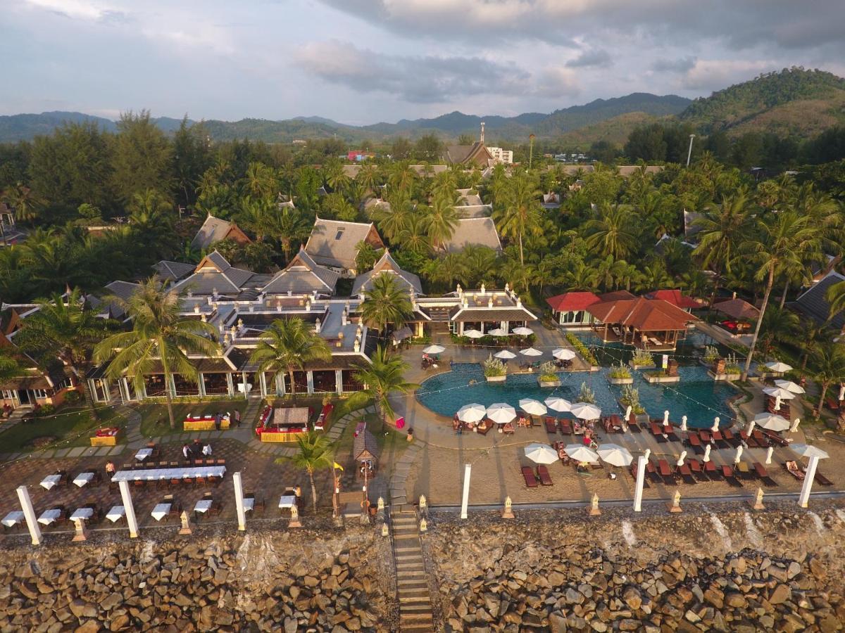 Mukdara Beach Villa&Spa Resort Khao Lak Bagian luar foto