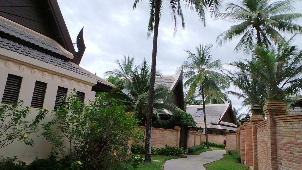 Mukdara Beach Villa&Spa Resort Khao Lak Bagian luar foto