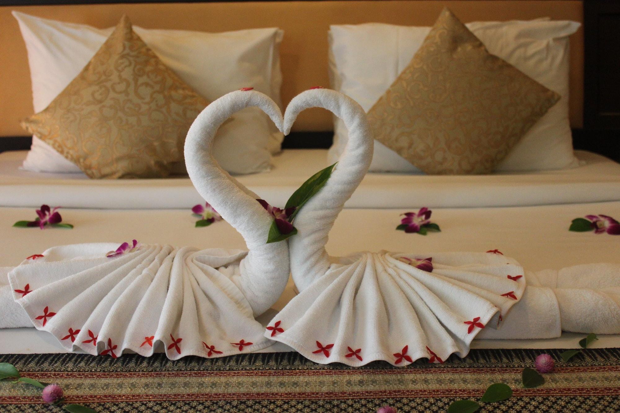 Mukdara Beach Villa&Spa Resort Khao Lak Bagian luar foto