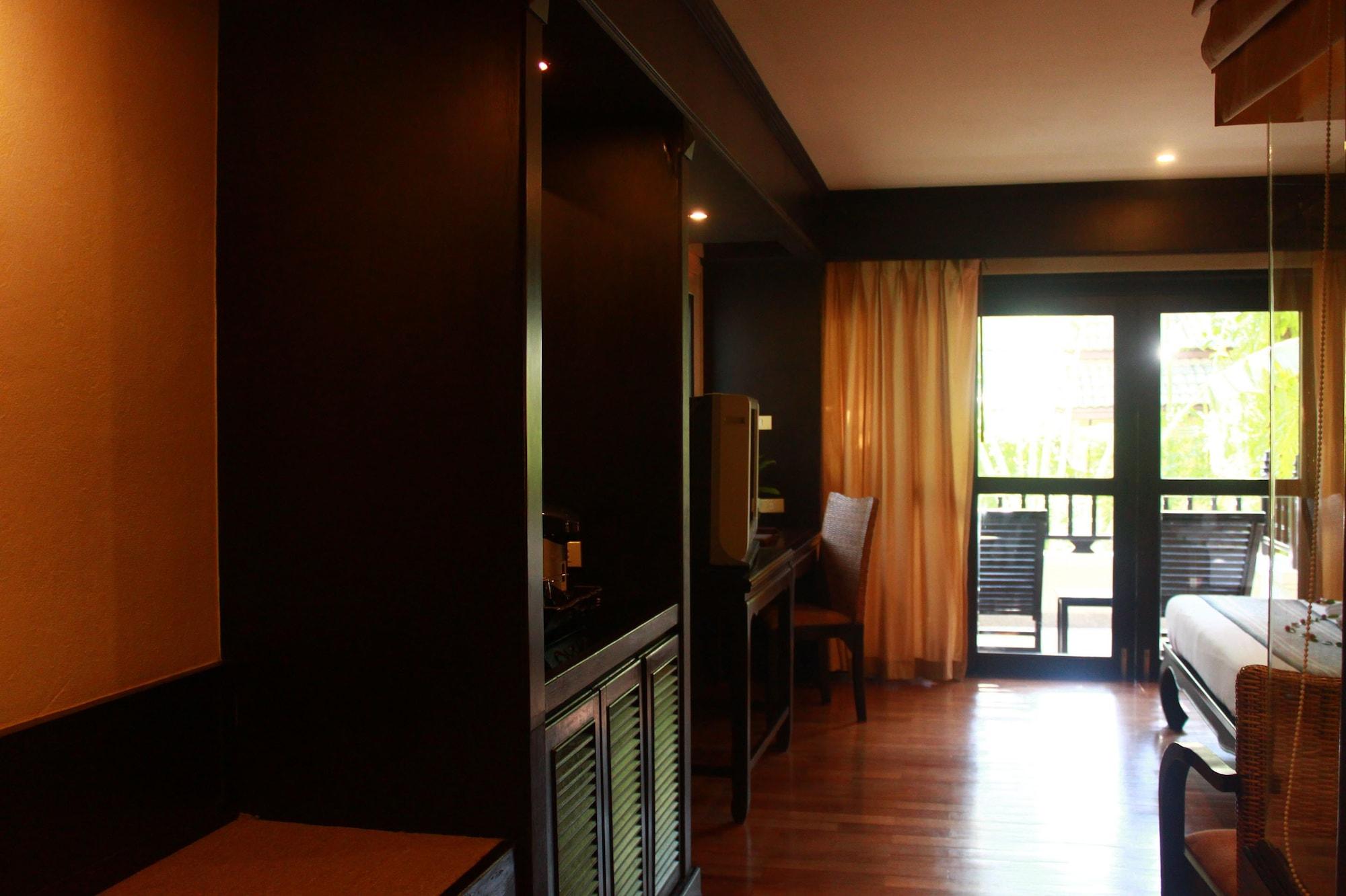 Mukdara Beach Villa&Spa Resort Khao Lak Bagian luar foto