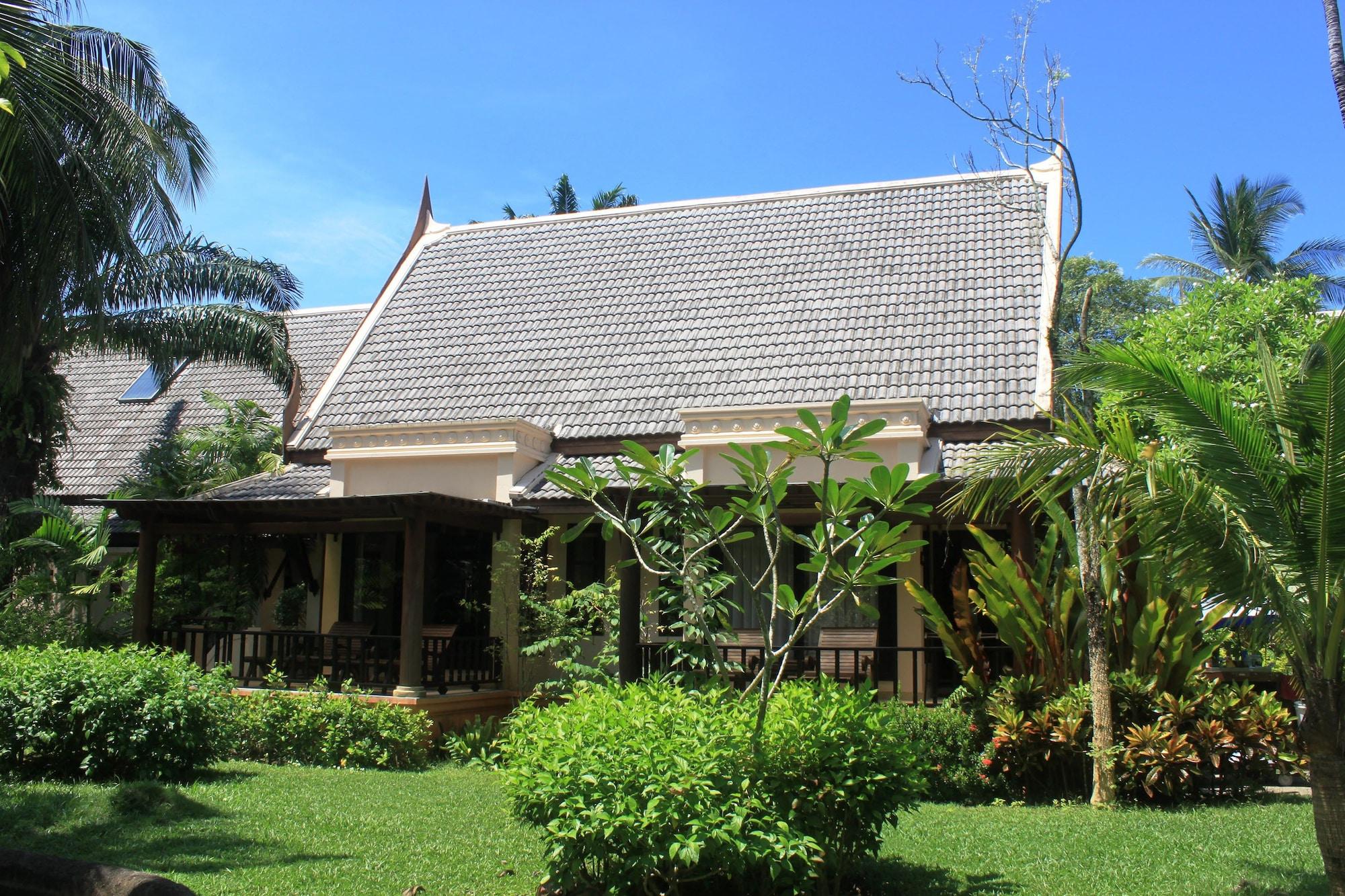 Mukdara Beach Villa&Spa Resort Khao Lak Bagian luar foto