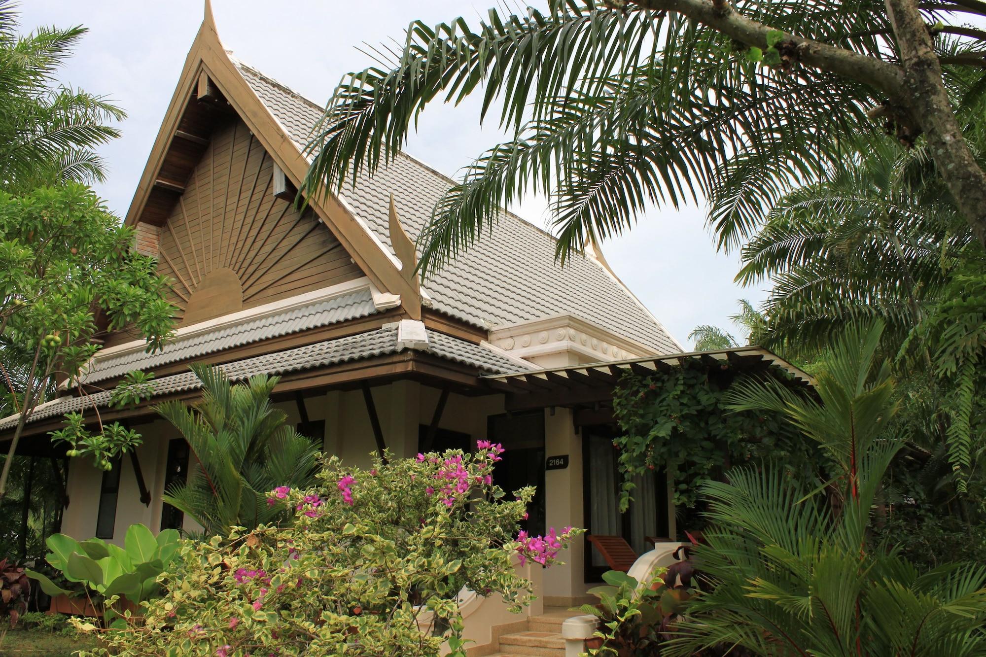 Mukdara Beach Villa&Spa Resort Khao Lak Bagian luar foto
