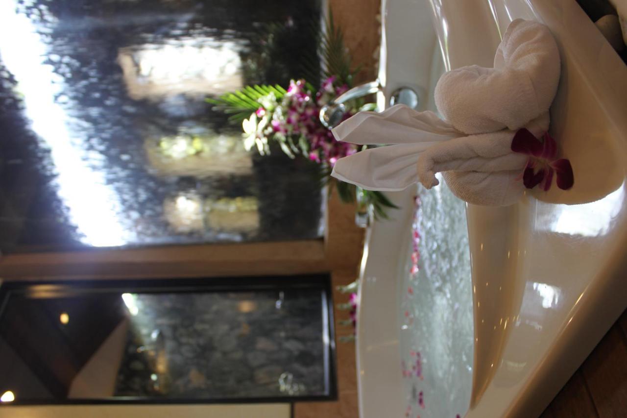 Mukdara Beach Villa&Spa Resort Khao Lak Bagian luar foto
