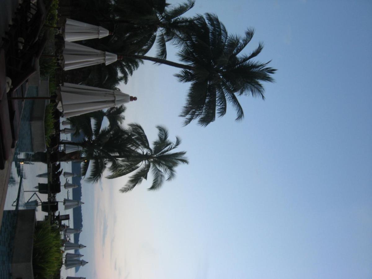 Mukdara Beach Villa&Spa Resort Khao Lak Bagian luar foto