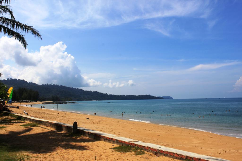 Mukdara Beach Villa&Spa Resort Khao Lak Bagian luar foto