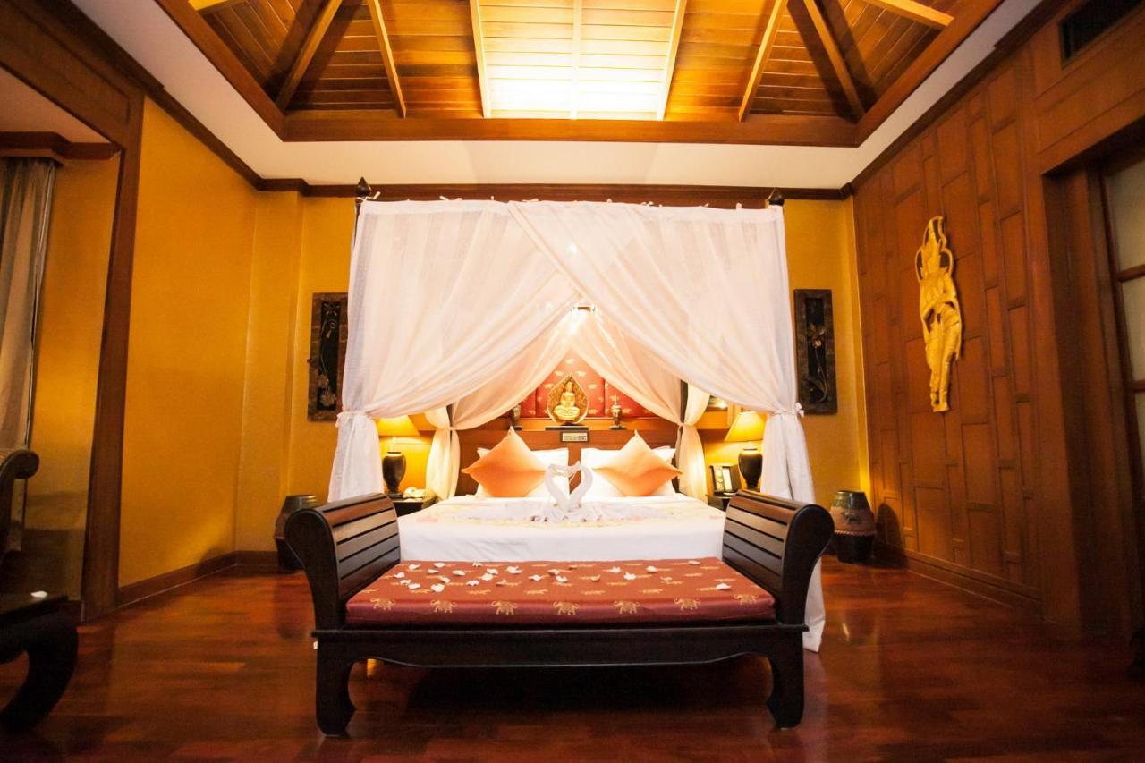 Mukdara Beach Villa&Spa Resort Khao Lak Bagian luar foto