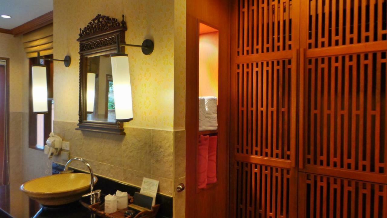 Mukdara Beach Villa&Spa Resort Khao Lak Bagian luar foto